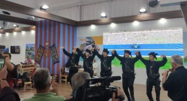 Trabzon İstanbul'a Gidiyor