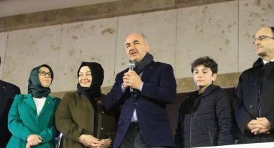 Yeniden Aday Gösterilen Başkan Rahmi Metin'e Havalimanında Coşkulu Karşılama!