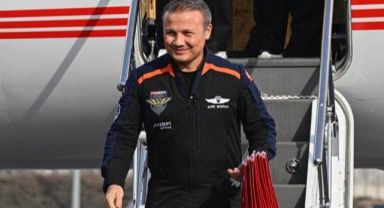 Türkiye'nin İlk Astronotu Yurda Döndü