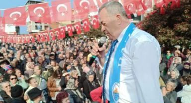 CHP'den Pazar'da Miting Gibi Aday Tanıtımı
