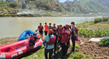 9 İlde Eş Zamanlı Rafting Bölgesel Eğitim Ve Gelişim Kampları Açıldı