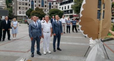 Pazar'da Kabotaj Bayramı Çelenk Sunma Töreni İle Başladı