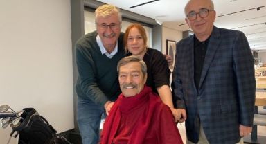 Alper Taş’tan Kadir İnanır’a Ziyaret: “Her Gün Daha İyiye Gidiyor”