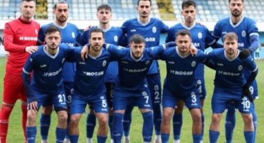Pazarspor Bayburt Özel İdarespor'a Şans Tanımadı