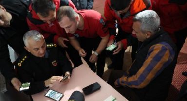 Vali BAYDAŞ: Düşen Uçak Rize-Erzurum Sınırında Dağın Zirve Hattında Bulundu