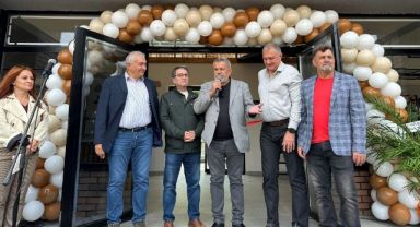 Fındıklı Belediyesi'nden Yeni Bir Sosyal Tesis: Volkan Konak Kitap Kafe Açıldı