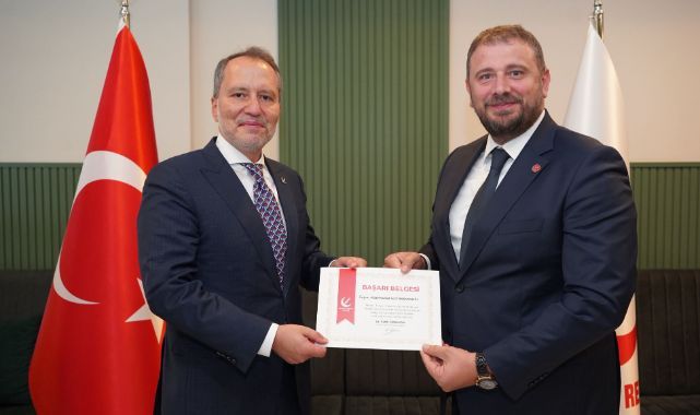 Pazar İlçe Teşkilatı'na Erbakan'dan Teşekkür Belgesi