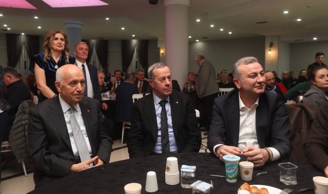 Başkan Çakır Ankara’da Pazarlılarla Buluştu 