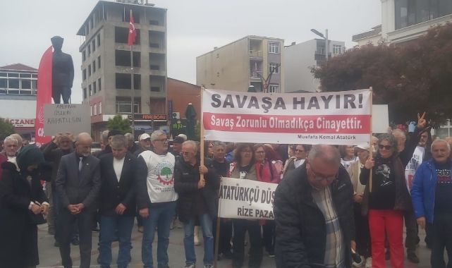 Pazar’da ‘Savaşa Hayır’ Yürüyüşü: Yurtta Barış, Dünyada Barış Çağrısı 