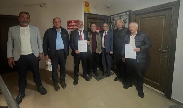CHP'nin Rize Delegelerinden Olağanüstü Kurultay İçin Eksiksiz İmza