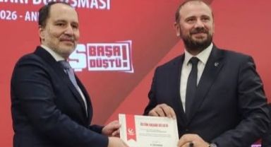 Yeniden Refah Partisi Pazar İlçe Başkanı Ali Kemal Bölükbaş'a Ödül